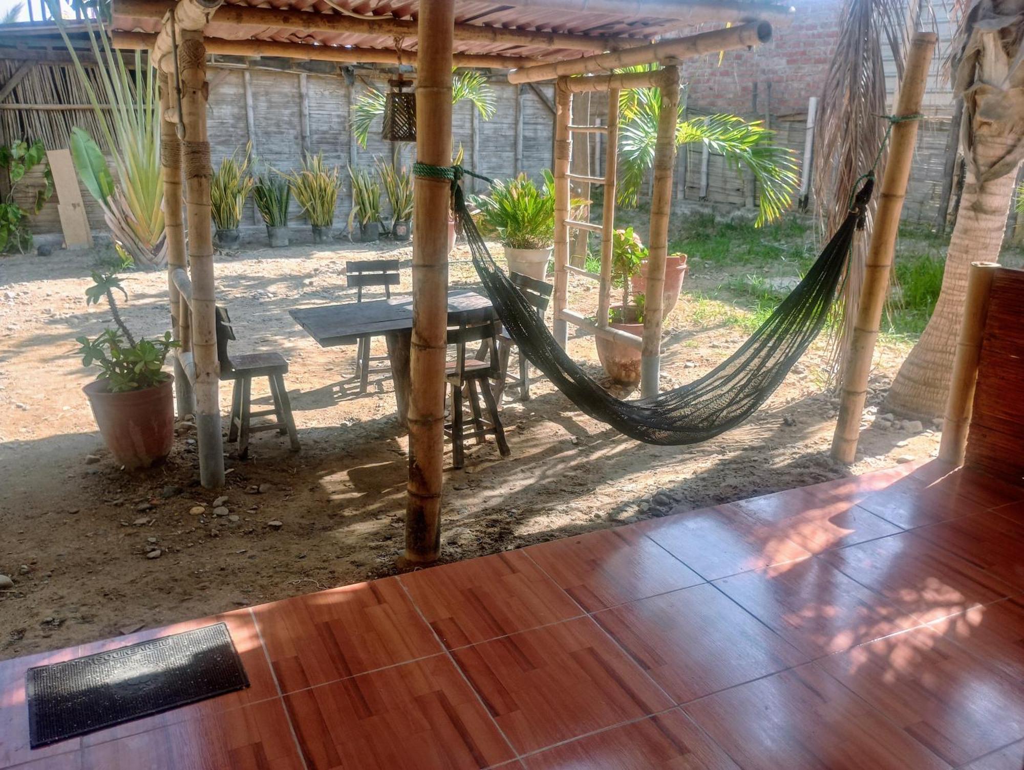 Guacamayo Bed & Breakfast Máncora Exterior photo